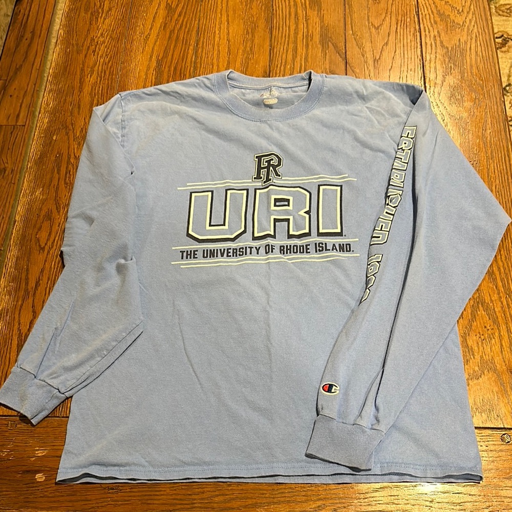 LARGE LONG SLEEVE CHAMPION URI SHIRT